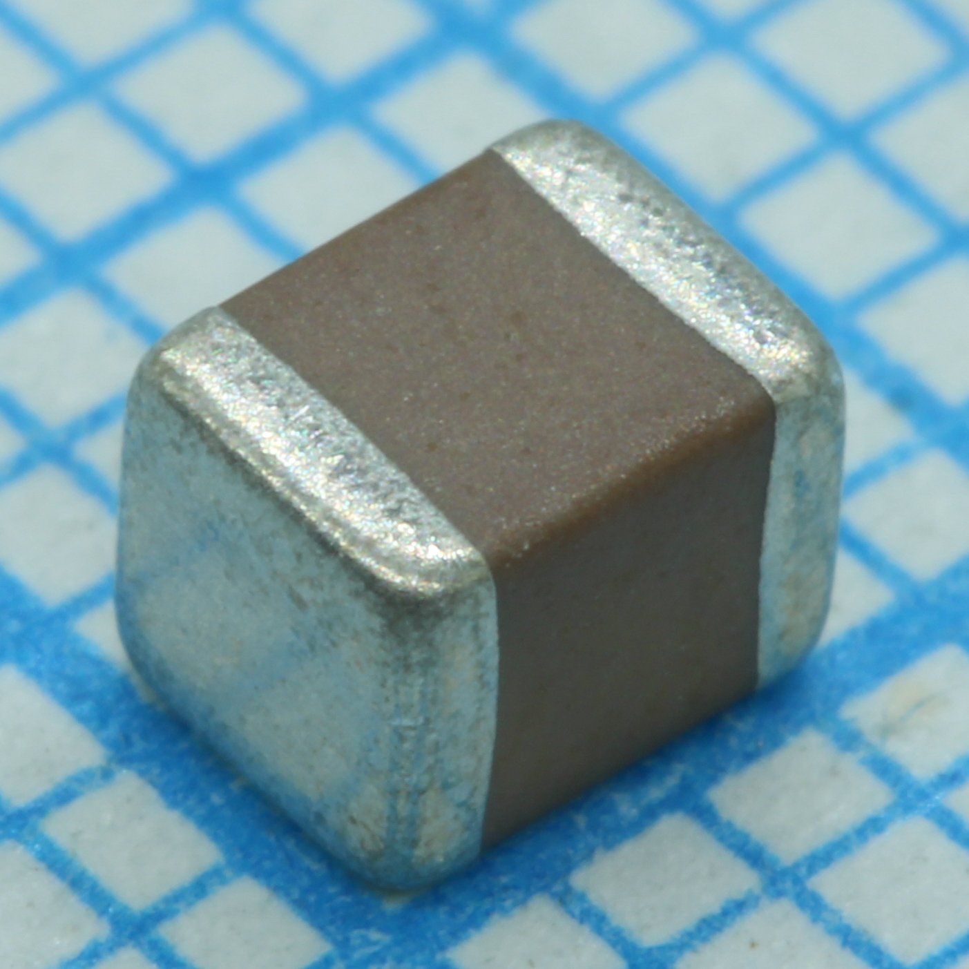 GRM32ER72A225KA35L