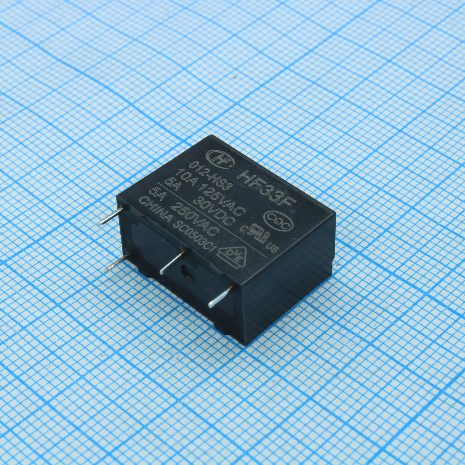HF33F/012-HS3