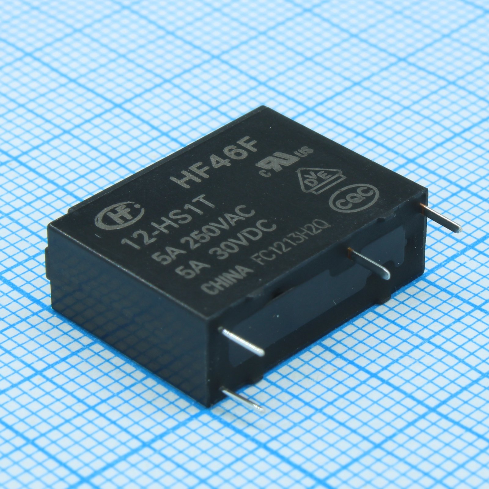 HF46F/24-HS1T