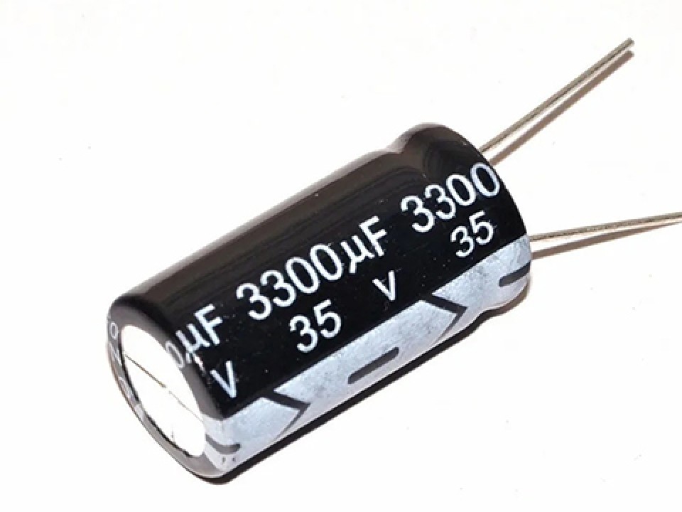 3300мкф 35в 105° CD110 (16Х30) конденсатор FARATON CD110332350M1630 (арт. 329522)