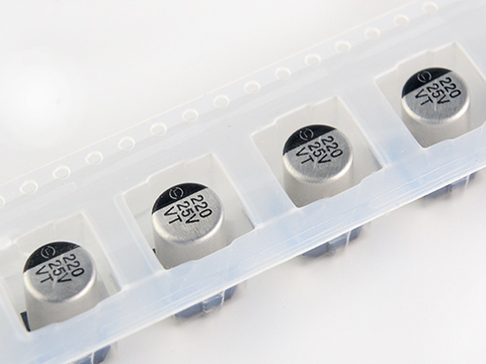 220мкф 25в VT 105° (8Х10,5) SMD конденсатор RUME VT1E221MCRF10 (арт. 310852)