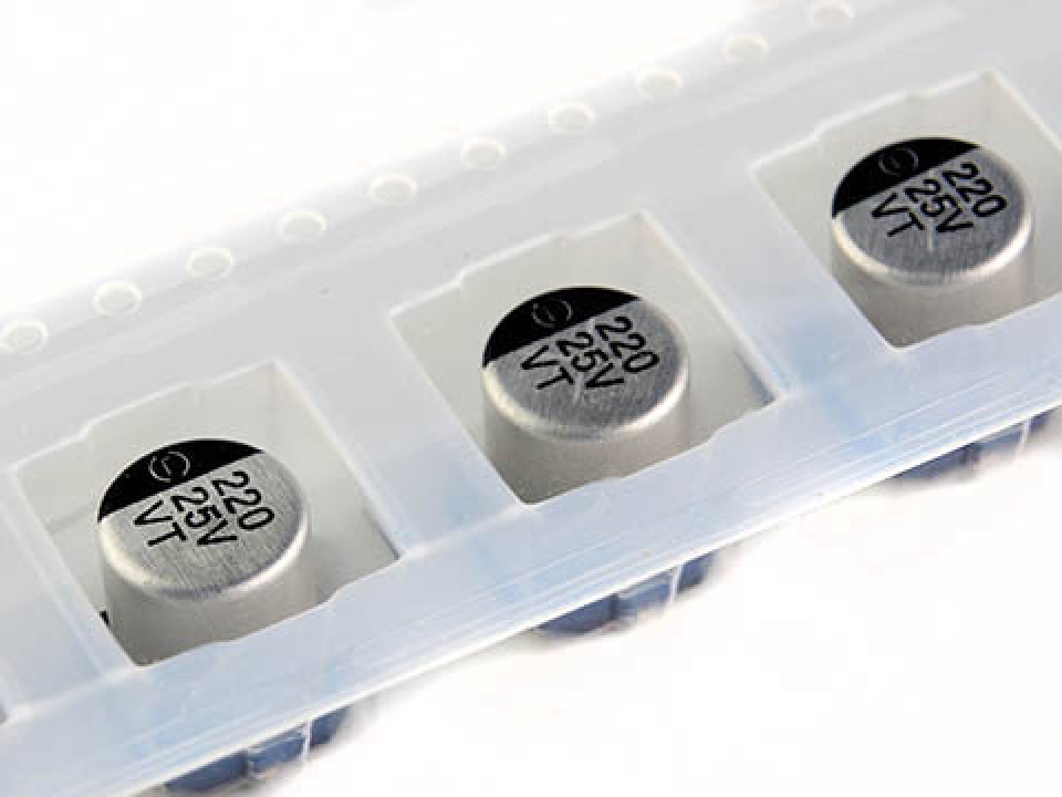 220мкф 35в VT 105° (8Х10,5) SMD конденсатор JWCO VT221M1VBKJ0810VBK (арт. 307292)