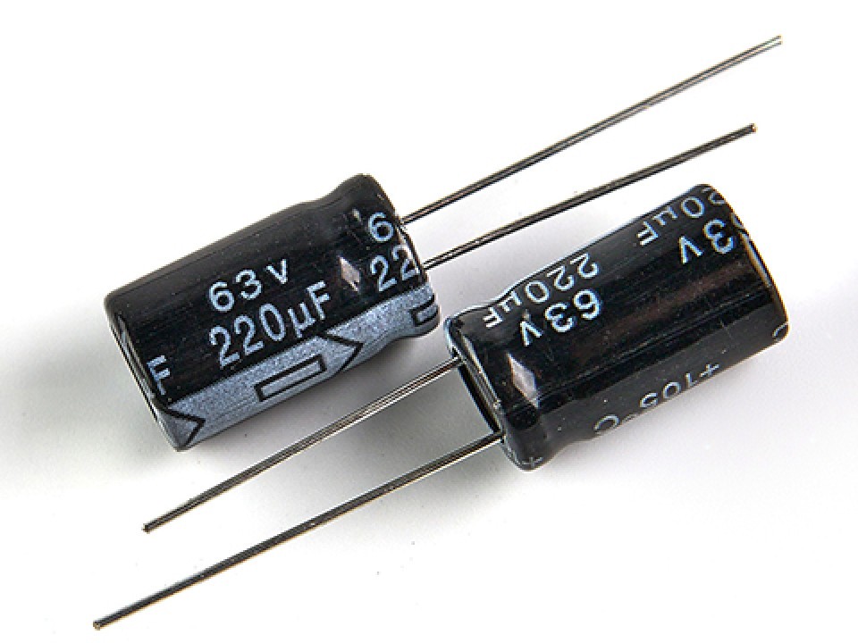 220мкф 63в 105° CD288 (10Х16) конденсатор FARATON (арт. 329506)