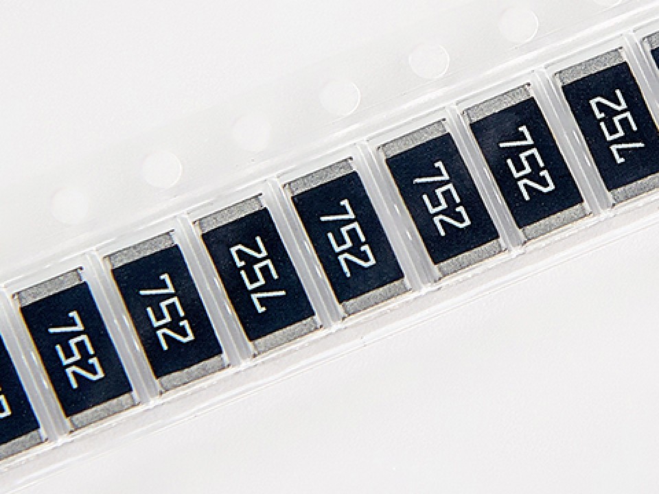 7,5ком 5% FRC2512 1W (2512) Чип резистор FRC2512J752 (арт. 309491)