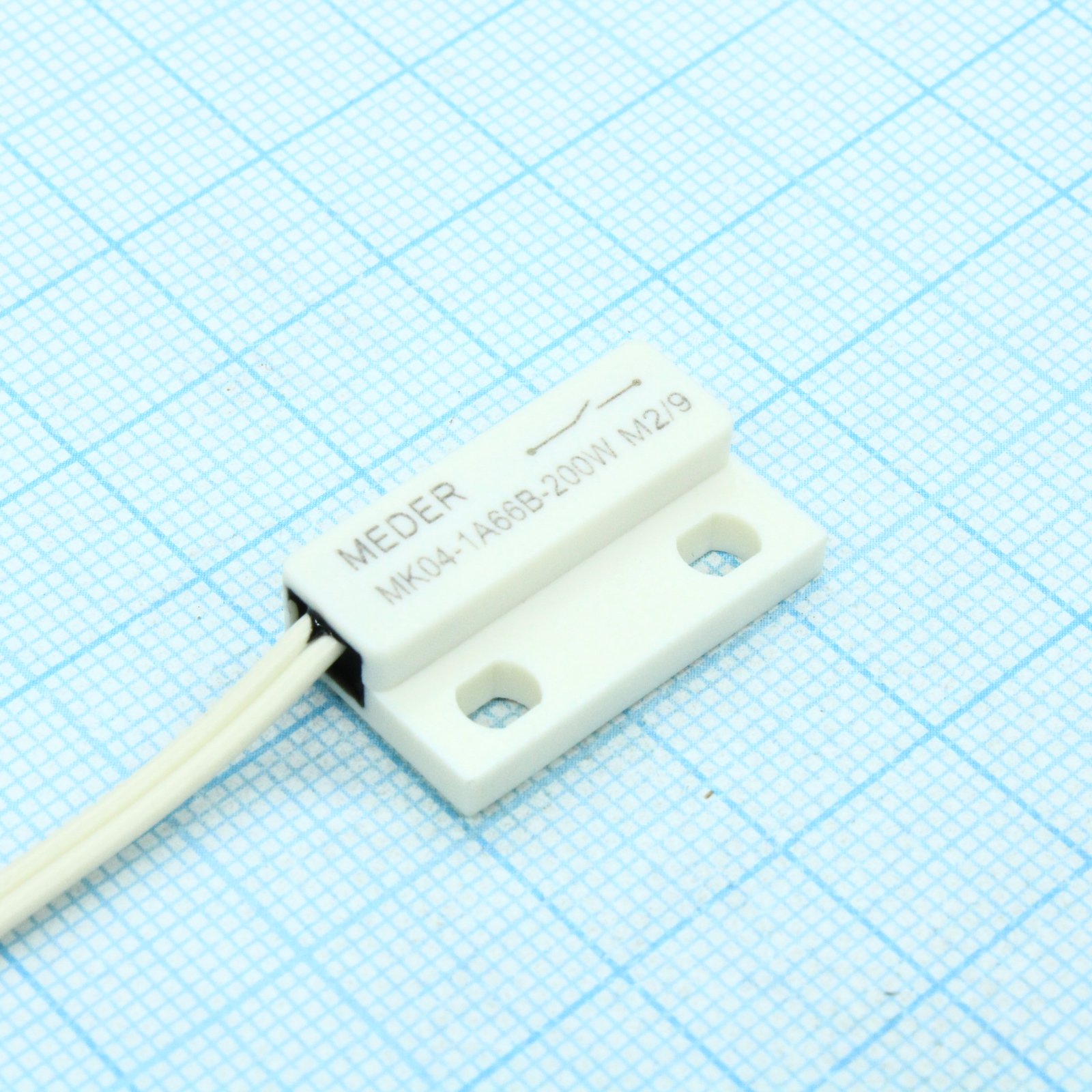 MK04-1A66B-200W