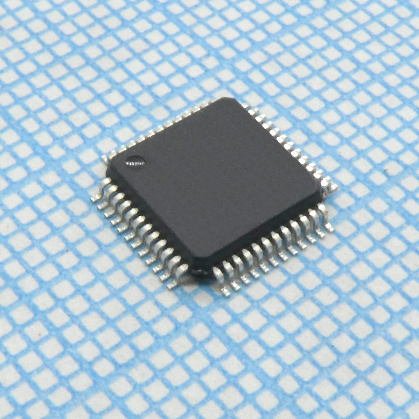 STM32F302CBT6