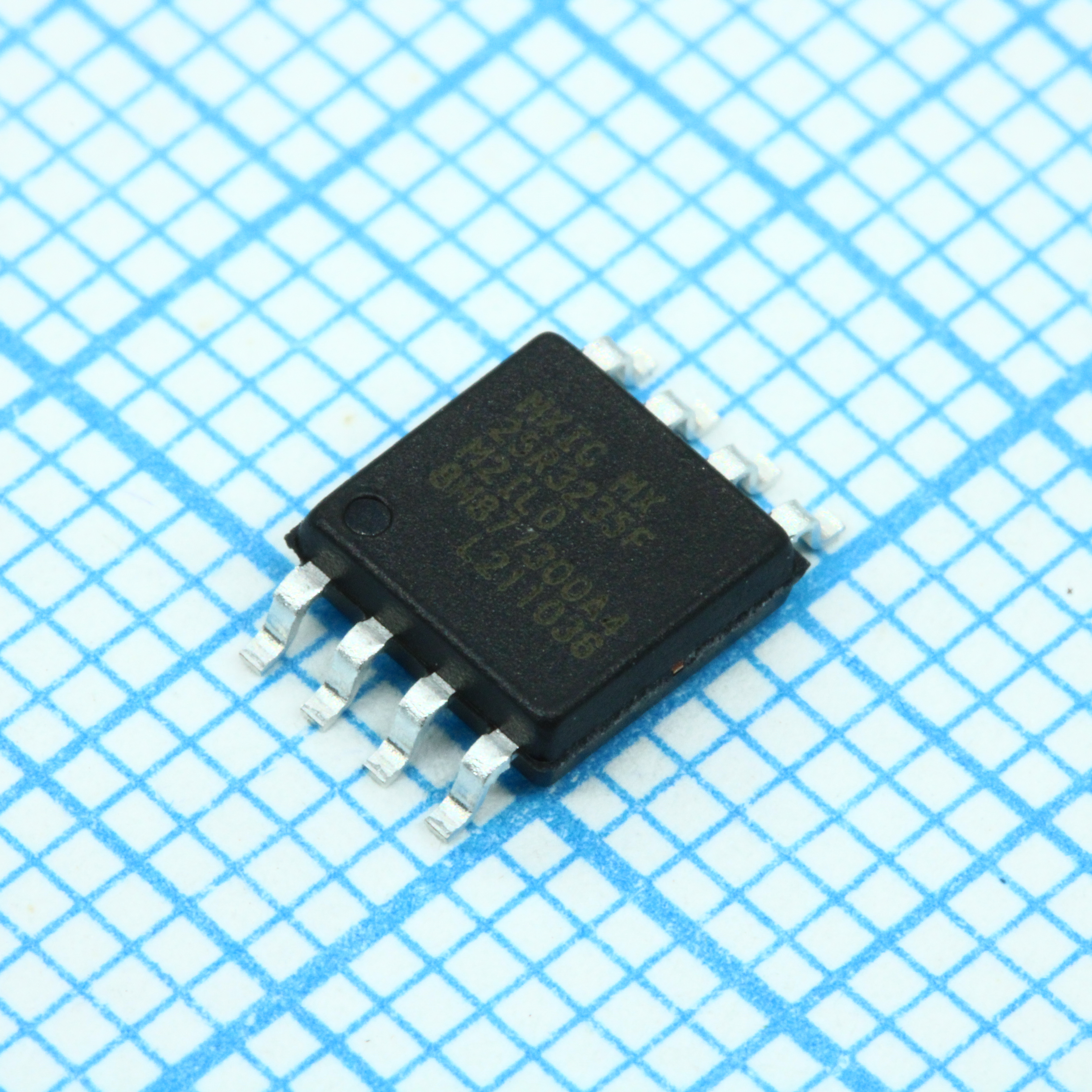 MX25R3235FM2IL0 T/R