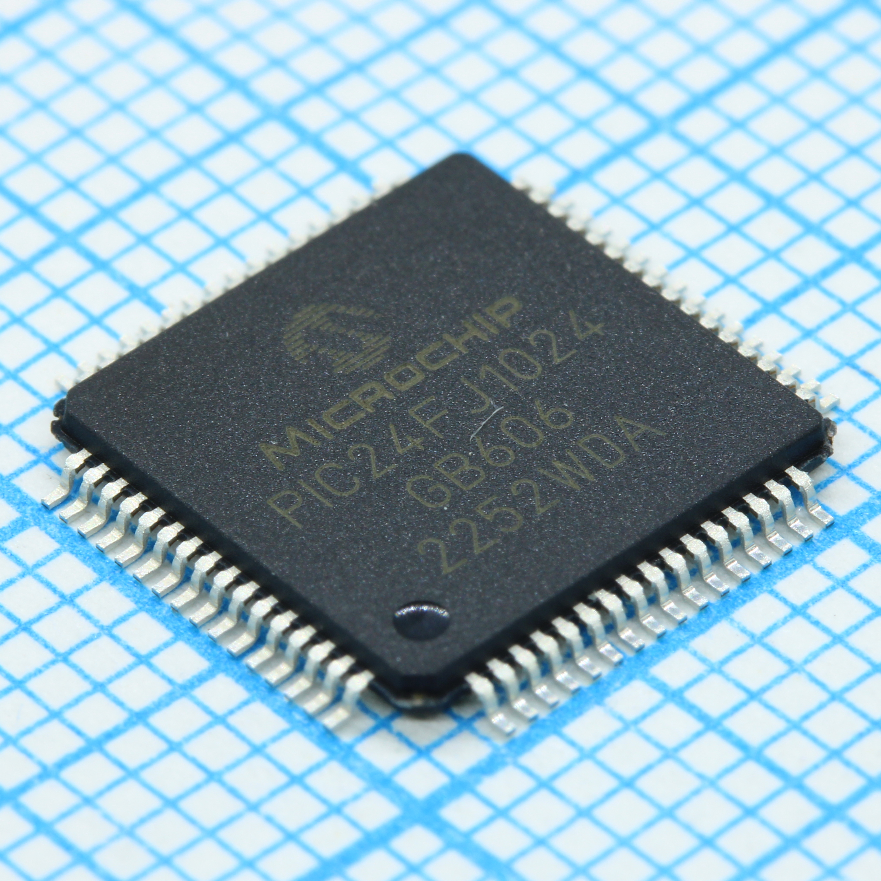 PIC24FJ1024GB606-I/PT